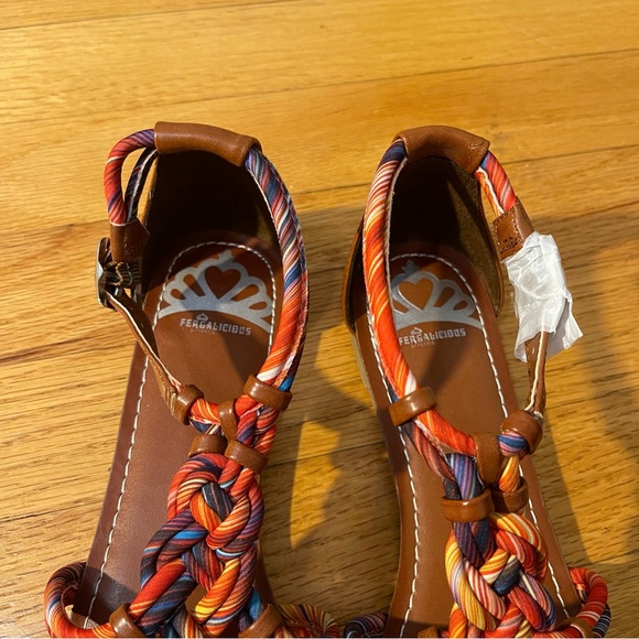 Fergalicious New Strappy Sandal Womens 7 Flat Striped Adjustable Buckle Braided - Picture 5 of 8